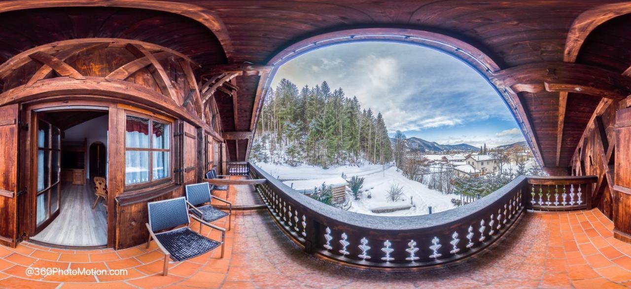Landhotel Laerchenhuegel オーバーアマーガウ エクステリア 写真