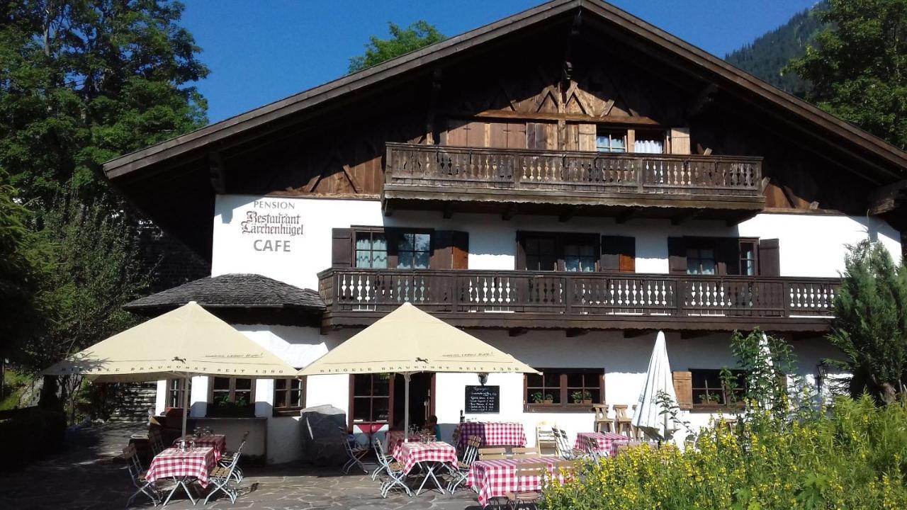 Landhotel Laerchenhuegel オーバーアマーガウ エクステリア 写真
